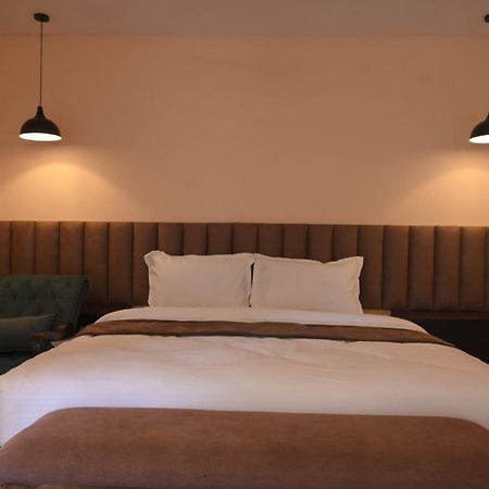 Hotel Landmark Woods Kāziranga Zewnętrze zdjęcie